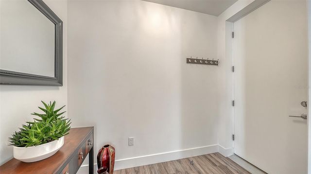 1703 N TAMIAMI TRAIL 511, Sarasota, FL 34234