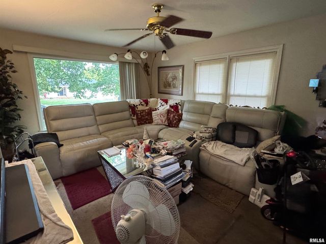 2710 N WISCONSIN Avenue, Peoria, IL 61603