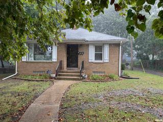 2710 N WISCONSIN Avenue, Peoria, IL 61603