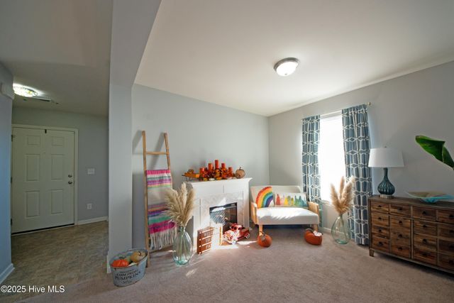 215 Chalet Road, Holly Ridge, NC 28445