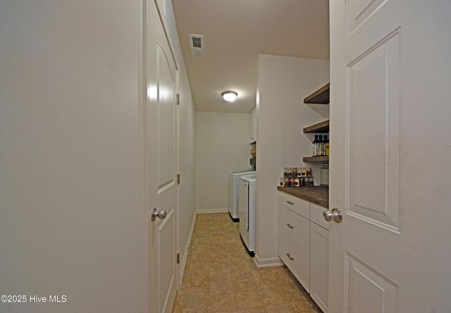 215 Chalet Road, Holly Ridge, NC 28445