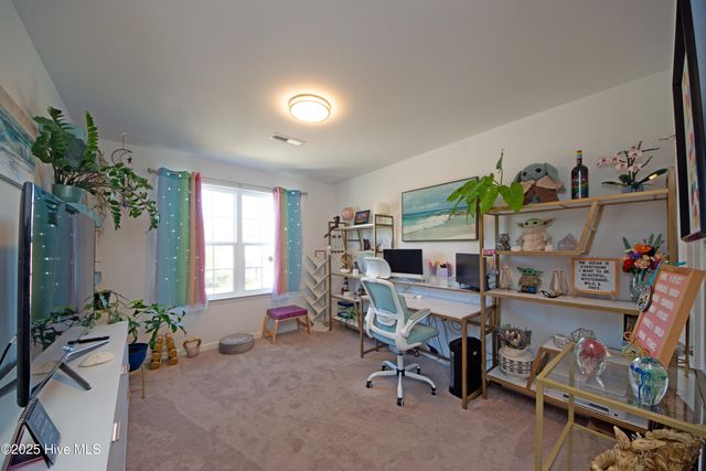 215 Chalet Road, Holly Ridge, NC 28445