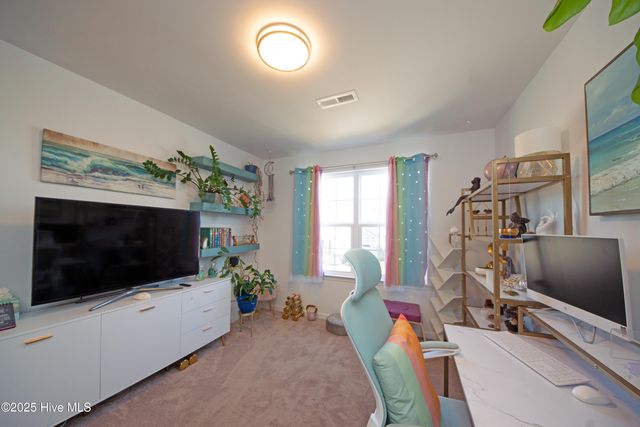 215 Chalet Road, Holly Ridge, NC 28445