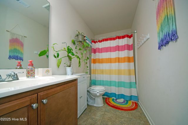 215 Chalet Road, Holly Ridge, NC 28445