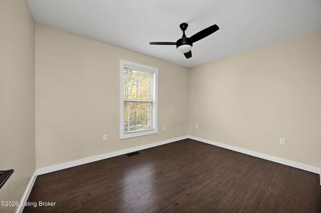 369 Meadowview Dr, Elizabethtown, KY 42701