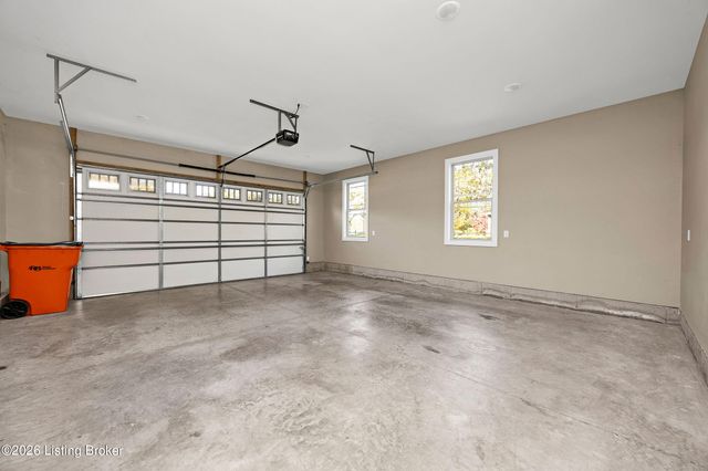 369 Meadowview Dr, Elizabethtown, KY 42701