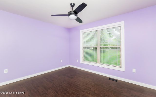 369 Meadowview Dr, Elizabethtown, KY 42701