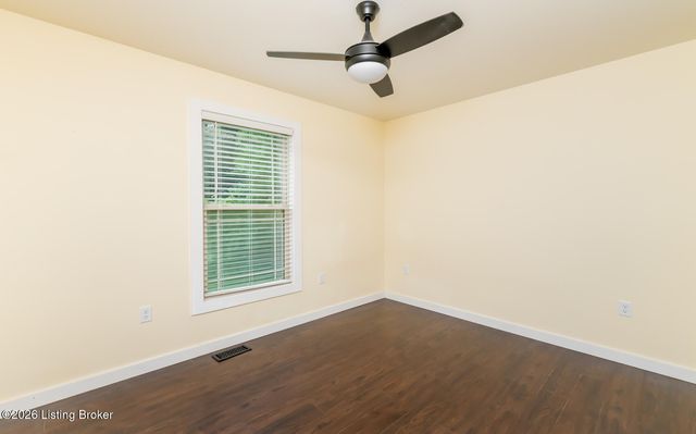 369 Meadowview Dr, Elizabethtown, KY 42701