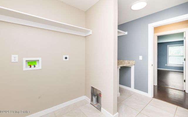 369 Meadowview Dr, Elizabethtown, KY 42701