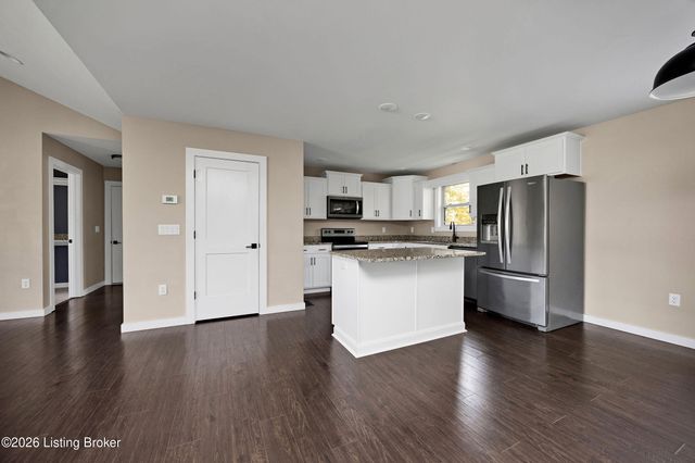 369 Meadowview Dr, Elizabethtown, KY 42701