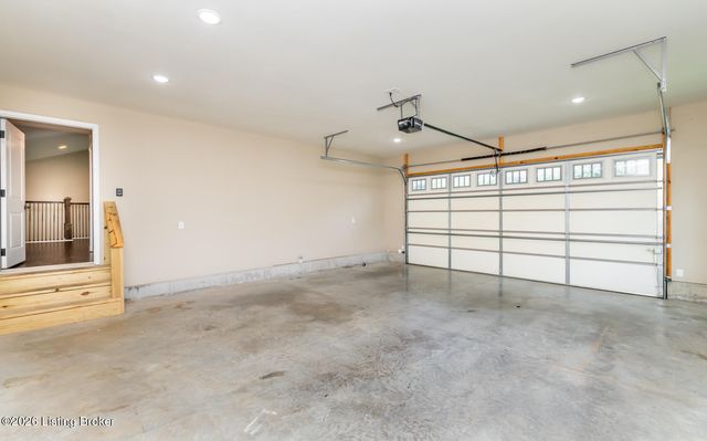 369 Meadowview Dr, Elizabethtown, KY 42701