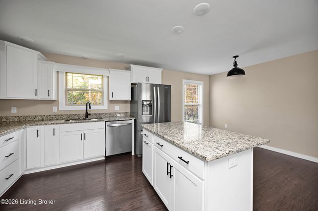 369 Meadowview Dr, Elizabethtown, KY 42701