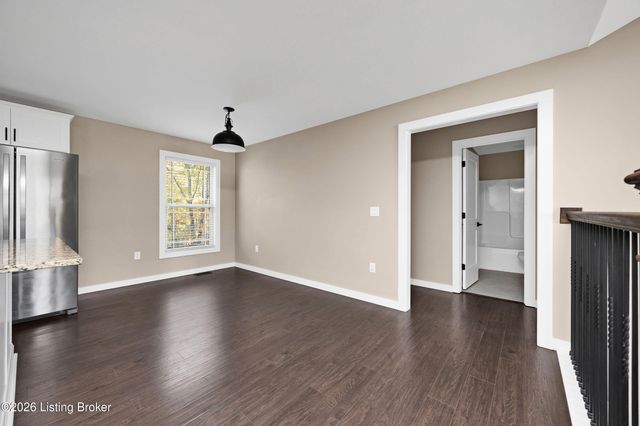 369 Meadowview Dr, Elizabethtown, KY 42701