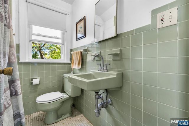 246 Washington Avenue, Westwood, NJ 07675