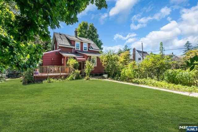 246 Washington Avenue, Westwood, NJ 07675