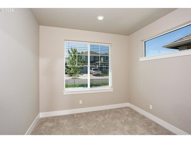 7235 Se BENEDICT St, Hillsboro, OR 97123
