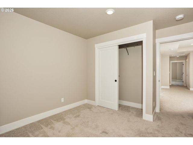 7235 Se BENEDICT St, Hillsboro, OR 97123