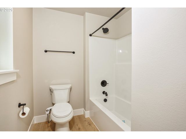 7235 Se BENEDICT St, Hillsboro, OR 97123