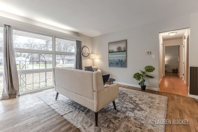 3532 E Manitou Circle, Norton Shores, MI 49441