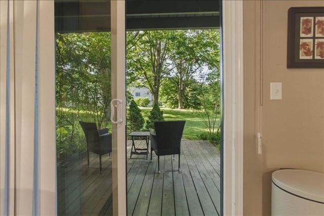 37 Twin Oaks Terrace, South Burlington, VT 05403