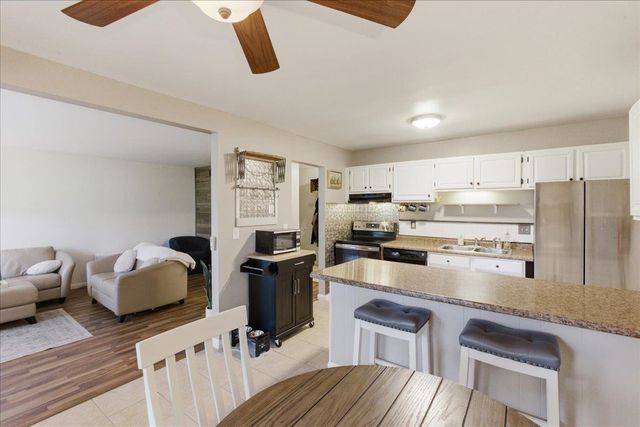 37 Twin Oaks Terrace, South Burlington, VT 05403