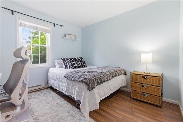 37 Twin Oaks Terrace, South Burlington, VT 05403