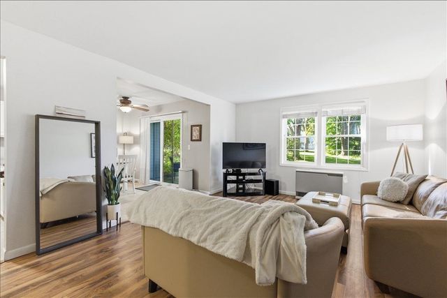37 Twin Oaks Terrace, South Burlington, VT 05403