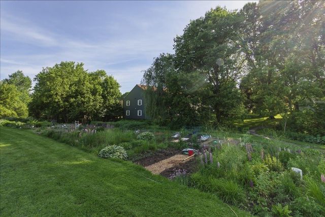 37 Twin Oaks Terrace, South Burlington, VT 05403