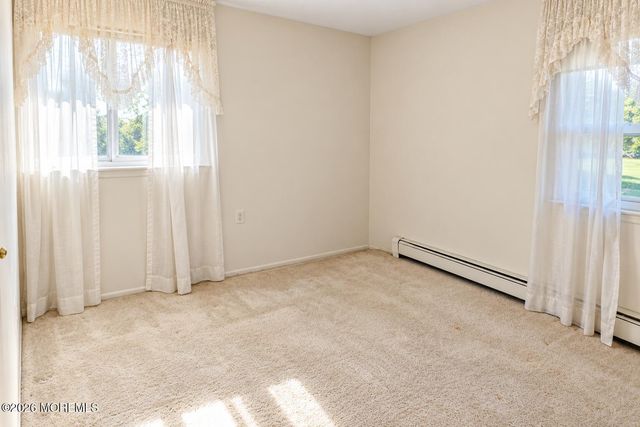 17 Spanish Wells Street, Toms River, NJ 08757
