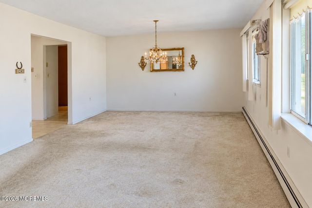 17 Spanish Wells Street, Toms River, NJ 08757