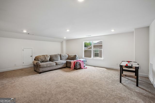 54 Airmont Drive, Sharpsburg, GA 30277