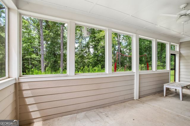 54 Airmont Drive, Sharpsburg, GA 30277