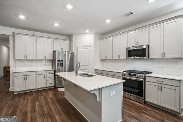 54 Airmont Drive, Sharpsburg, GA 30277