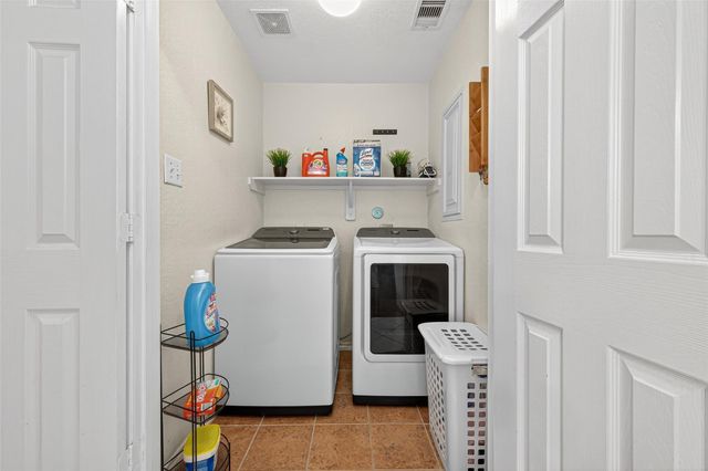 9006 Wildbird Lane, Humble, TX 77338