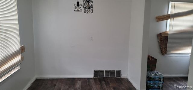 20110 Northlawn Street, Detroit, MI 48221