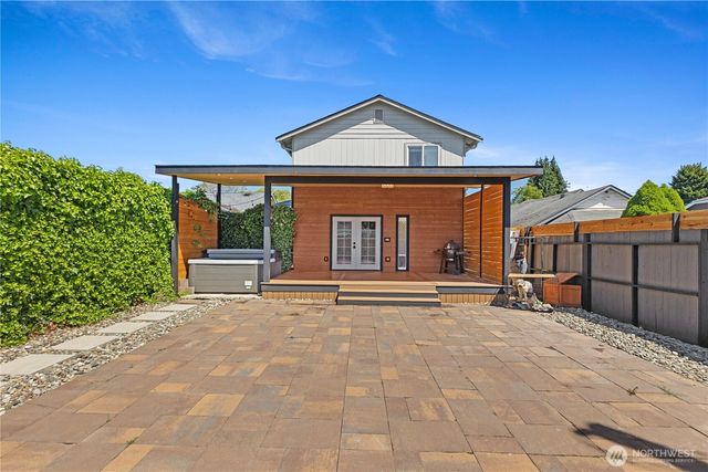 1814 7th Street NE, Marysville, WA 98270