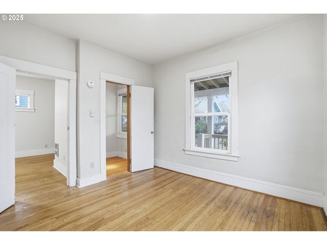 3320 Se 54TH Ave, Portland, OR 97206