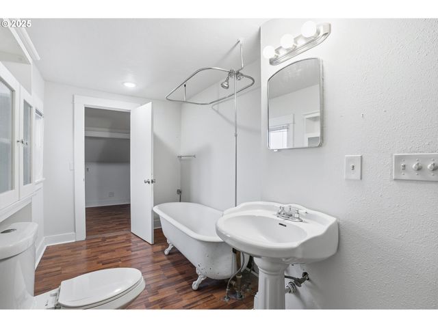 3320 Se 54TH Ave, Portland, OR 97206