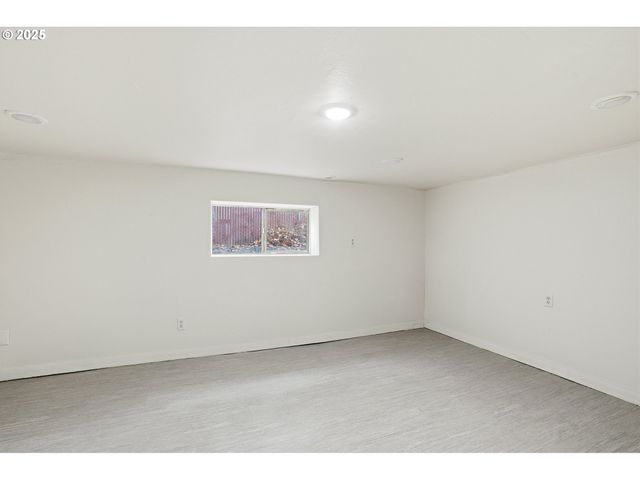 3320 Se 54TH Ave, Portland, OR 97206