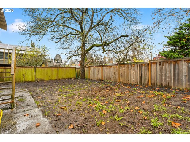 3320 Se 54TH Ave, Portland, OR 97206