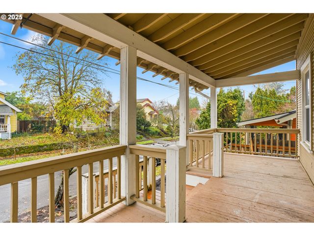 3320 Se 54TH Ave, Portland, OR 97206