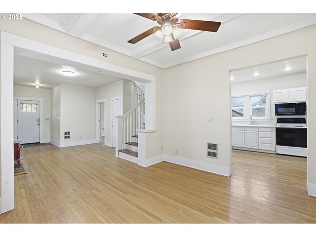 3320 Se 54TH Ave, Portland, OR 97206