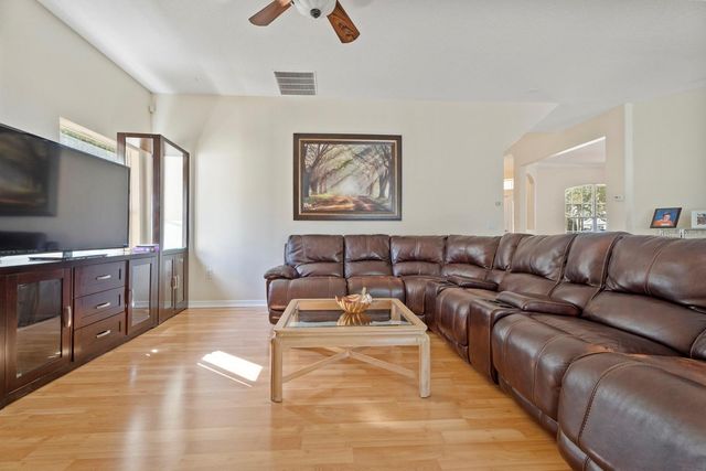 5042 RISHLEY RUN WAY, Mount Dora, FL 32757