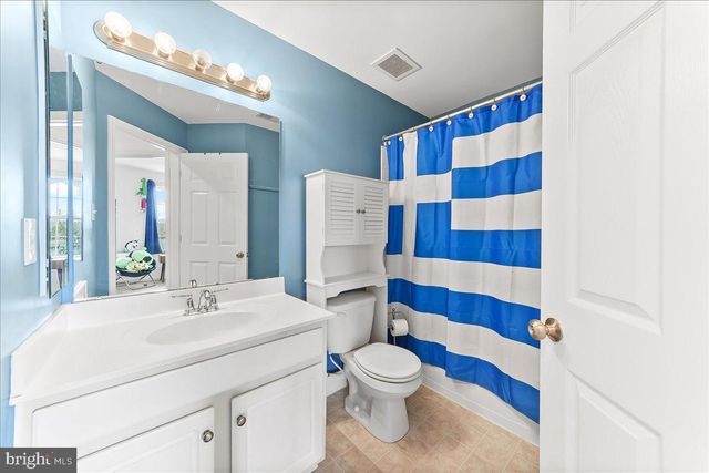 366 CONCETTA DR, Mount Royal, NJ 08061