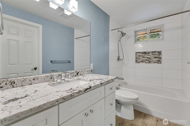 18759 130th Avenue SE, Renton, WA 98058