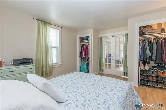 18 Lawrence Street, Norwalk, CT 06854