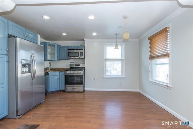 18 Lawrence Street, Norwalk, CT 06854
