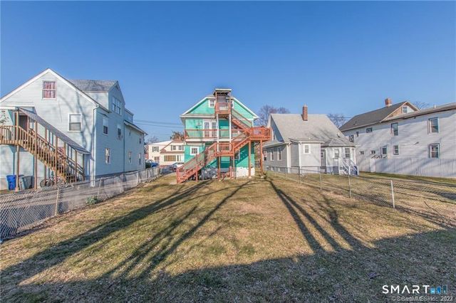 18 Lawrence Street, Norwalk, CT 06854