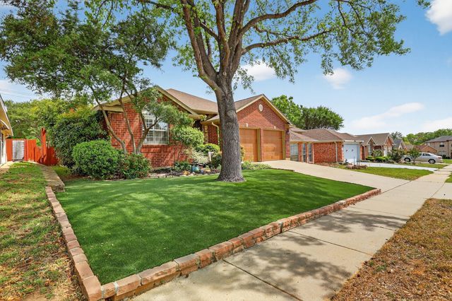 4120 Stone Hollow Way, Fort Worth, TX 76040