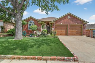 4120 Stone Hollow Way, Fort Worth, TX 76040